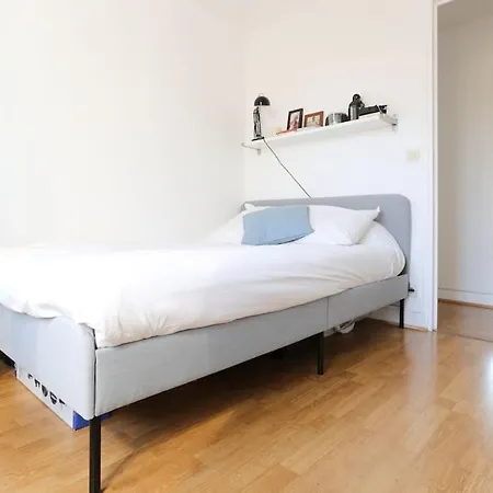 Gaspar - 2 Pieces Au Dernier Etage Avec Balcon Boulogne-Billancourt Exterior photo
